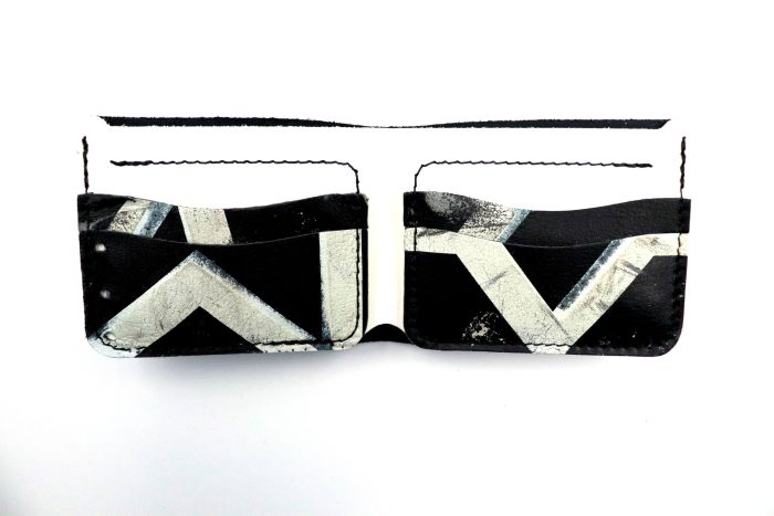 Brian's Thief Glove 6 Slot Bi-Fold Wallet
