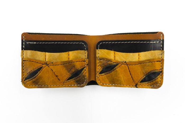 Cooper Vintage 6 Slot Bi-Fold Wallet