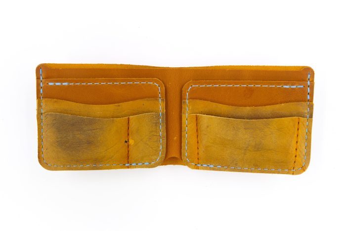 Cooper Vintage 6 Slot Bi-Fold Wallet