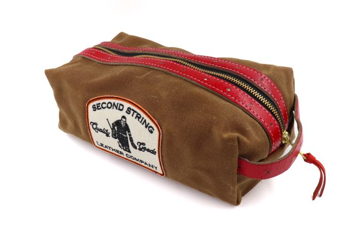 Detroit Red/Red Bathroom Bag