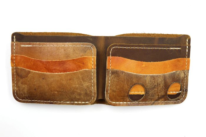 GM12 Waffle Board 6 Slot Bi-Fold Wallet