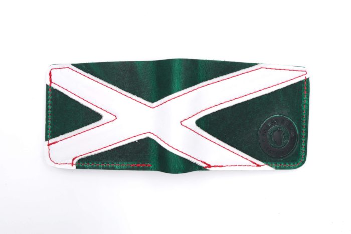 Into The Wild Collection 6 Slot Bi-Fold Wallet