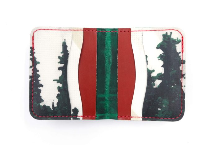 Into The Wild Collection 6 Slot Square Wallet