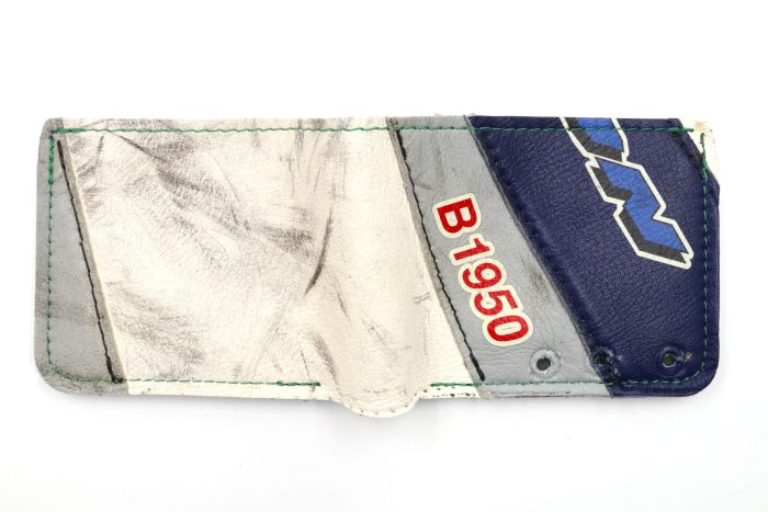 Killer Whale Collection 6 Slot Bi-Fold Wallet