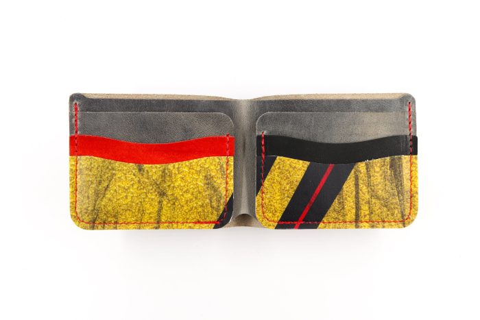 Las Vegas 6 Slot Bi-Fold Wallet