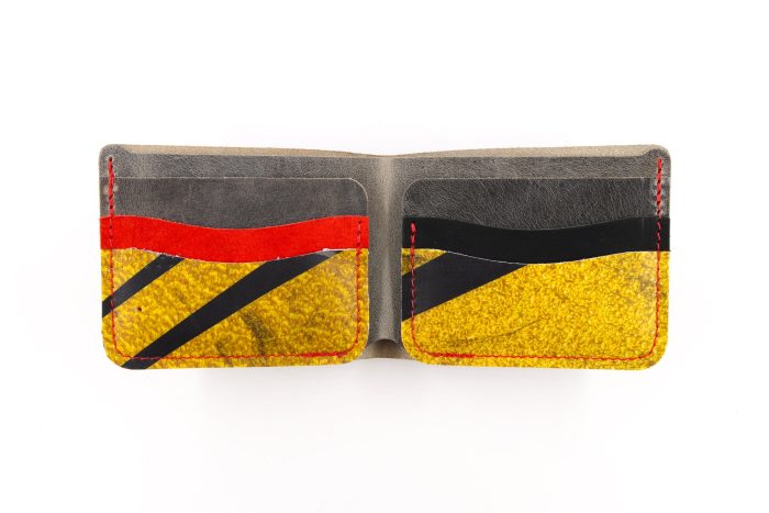 Las Vegas 6 Slot Bi-Fold Wallet