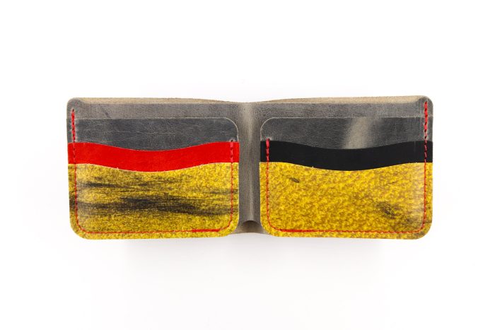 Las Vegas 6 Slot Bi-Fold Wallet