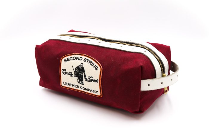Motown Collection White Bathroom Bag