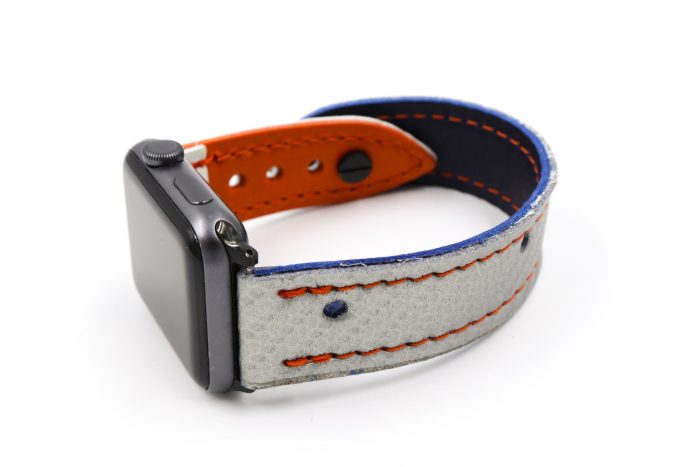 New York 1 Silver/White iWatch Band