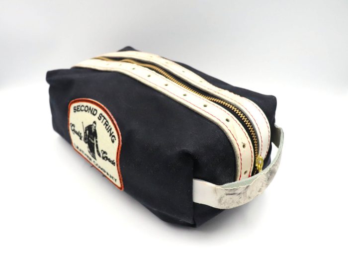 Panger Pro Series (Air Pack) White Bathroom Bag