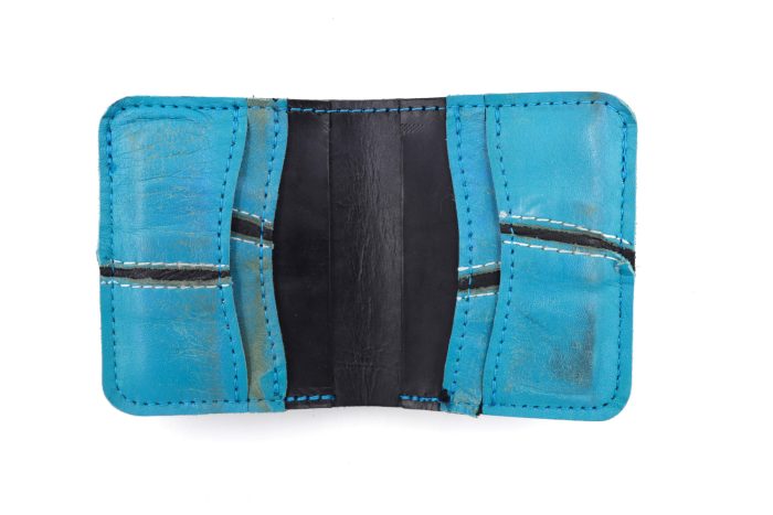 Shark Attack 6 Slot Square Wallet