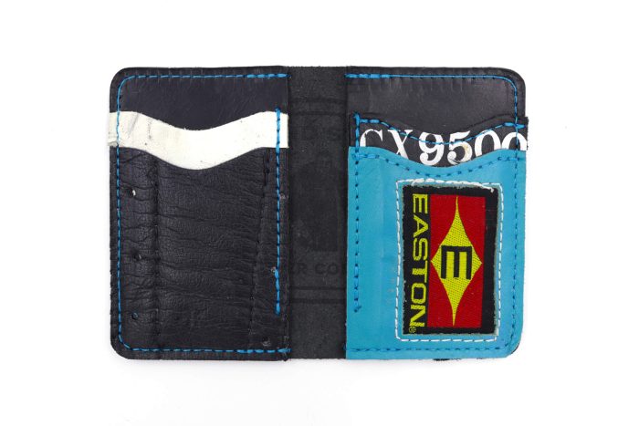 Shark Attack 6 Slot Wallet