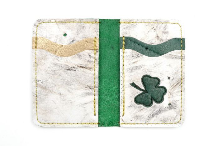 Shamrock Collection Glove 6 Slot Wallet
