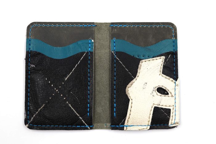 Shark 6 Slot Wallet