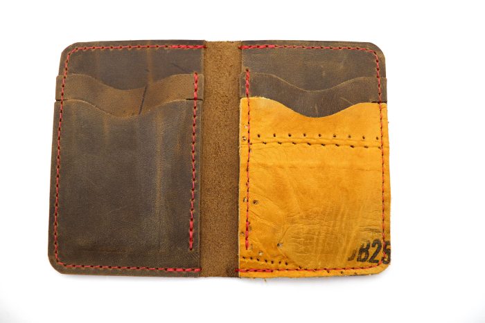 6 Slot Wallet