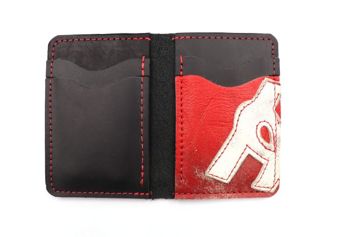 6 Slot Wallet