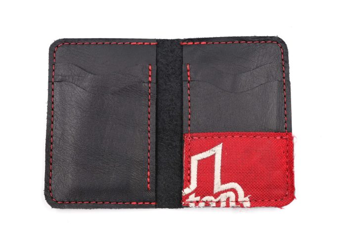 6 Slot Wallet