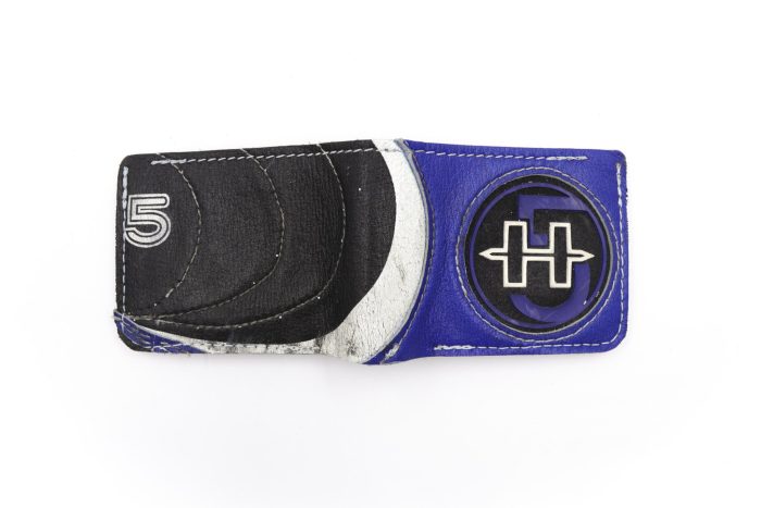 Thunder And Lightning Blocker 2 6 Slot Bi-Fold Wallet