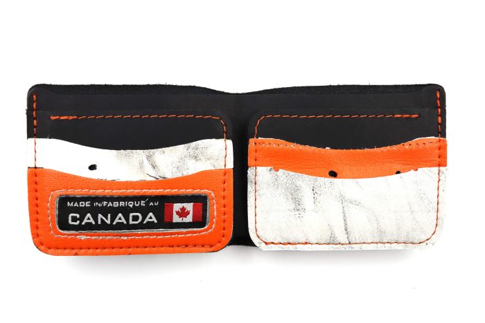 Tiger Glove 6 Slot Bi-Fold Wallet