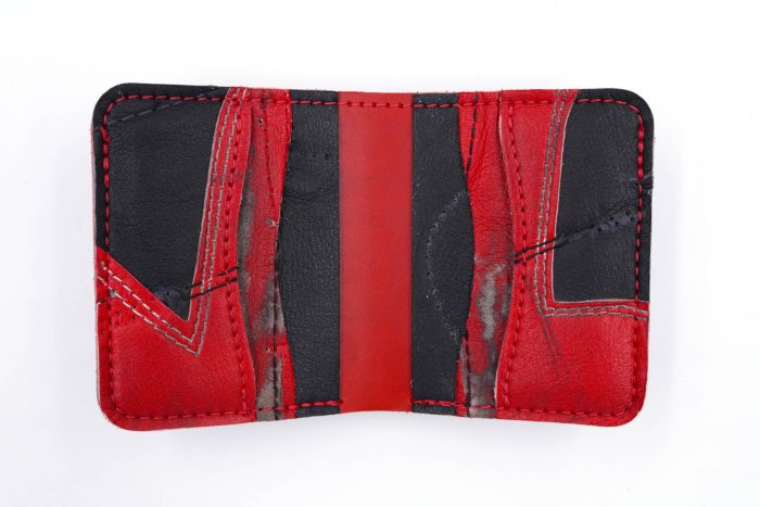 The Spider Collection 6 Slot Square Wallet