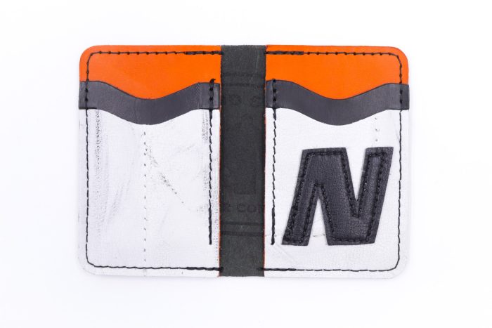 The Universe 6 Slot Wallet