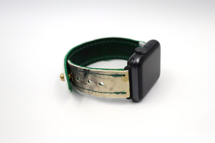 Winter Classic Pro Series White/Cream iWatch Band