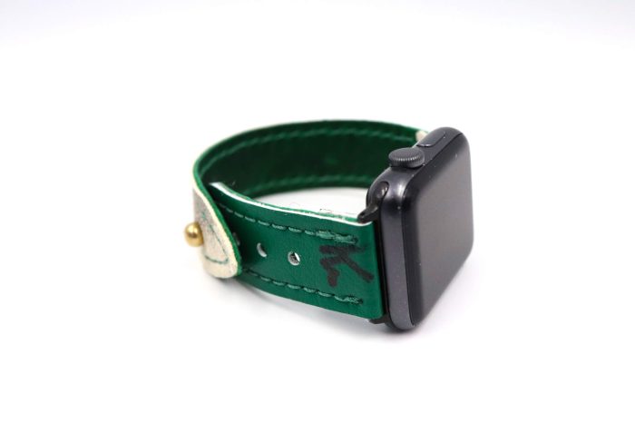 Winter Classic Pro Series Cream/Green iWatch Band