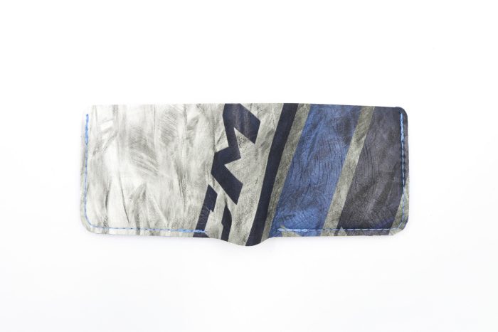 Winnipeg 1 6 Slot Bi-Fold Wallet